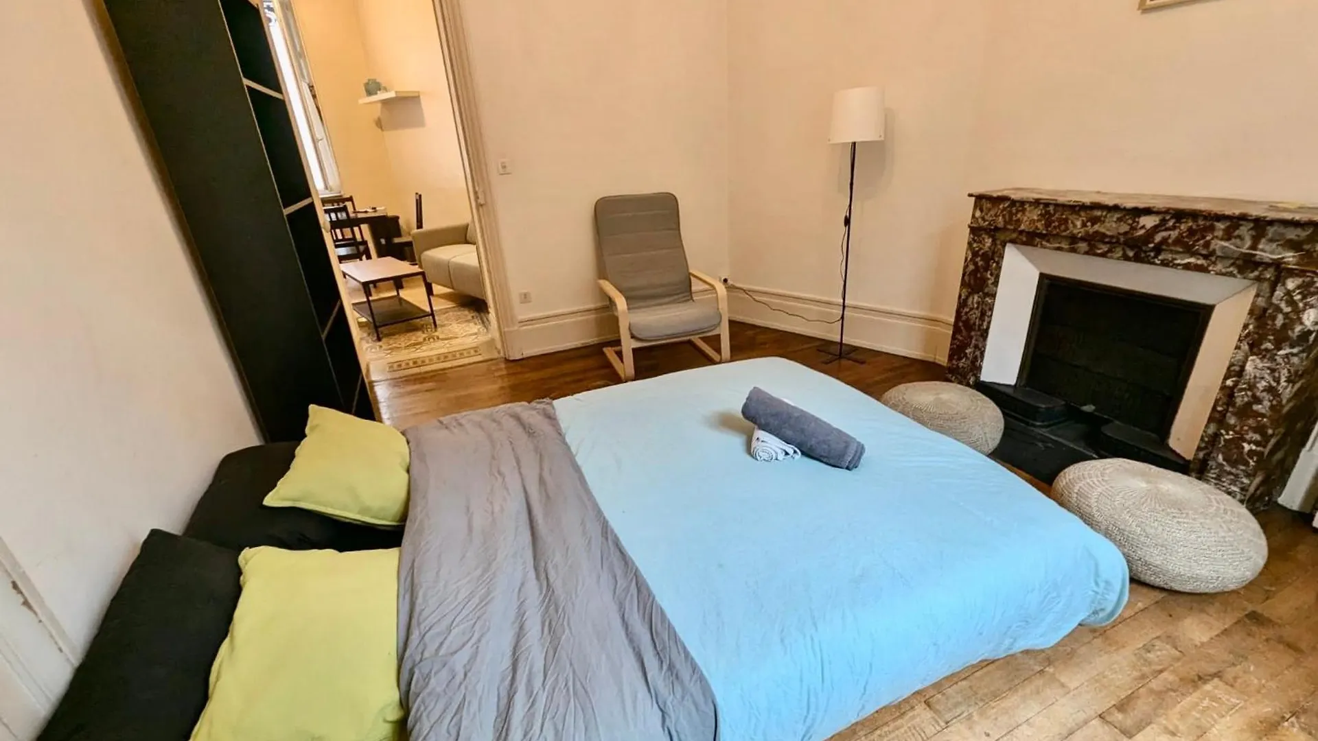 3 Chambres - Hyper Centre - Calme & Tout Equipe Avec Wifi Grenoble Apartment
